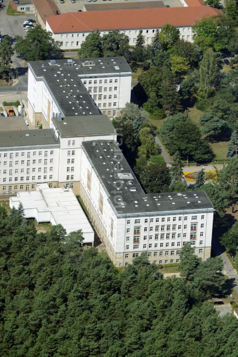 Eisenhüttenstadt from the bird's eye view: Clinic of the hospital grounds Staedtisches Krankenhaus in Eisenhuettenstadt in the state Brandenburg