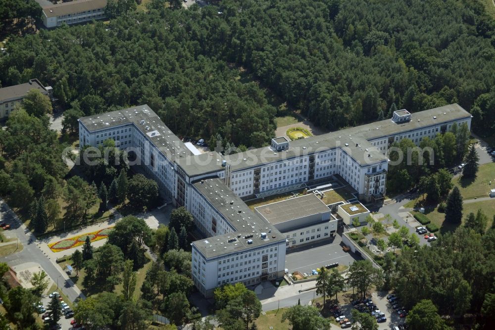 Aerial image Eisenhüttenstadt - Clinic of the hospital grounds Staedtisches Krankenhaus in Eisenhuettenstadt in the state Brandenburg