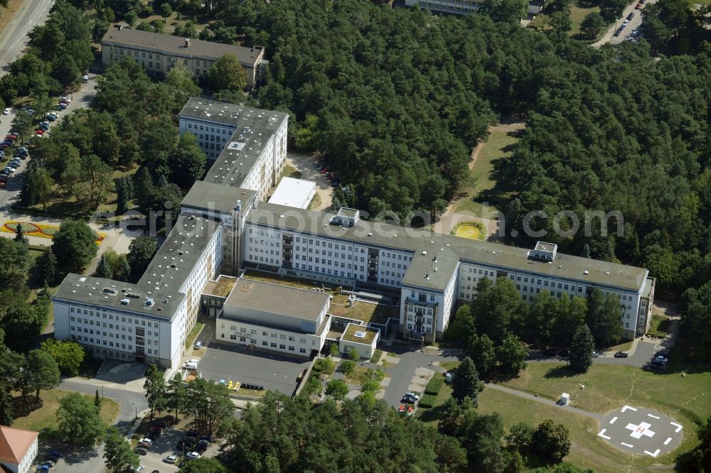 Aerial photograph Eisenhüttenstadt - Clinic of the hospital grounds Staedtisches Krankenhaus in Eisenhuettenstadt in the state Brandenburg