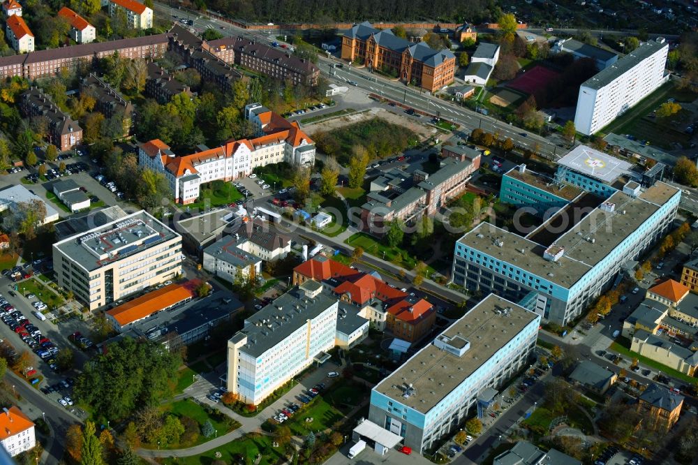 Magdeburg from the bird's eye view: Hospital grounds of the Clinic Universitaetsklinikum in Magdeburg in the state Saxony-Anhalt, Germany