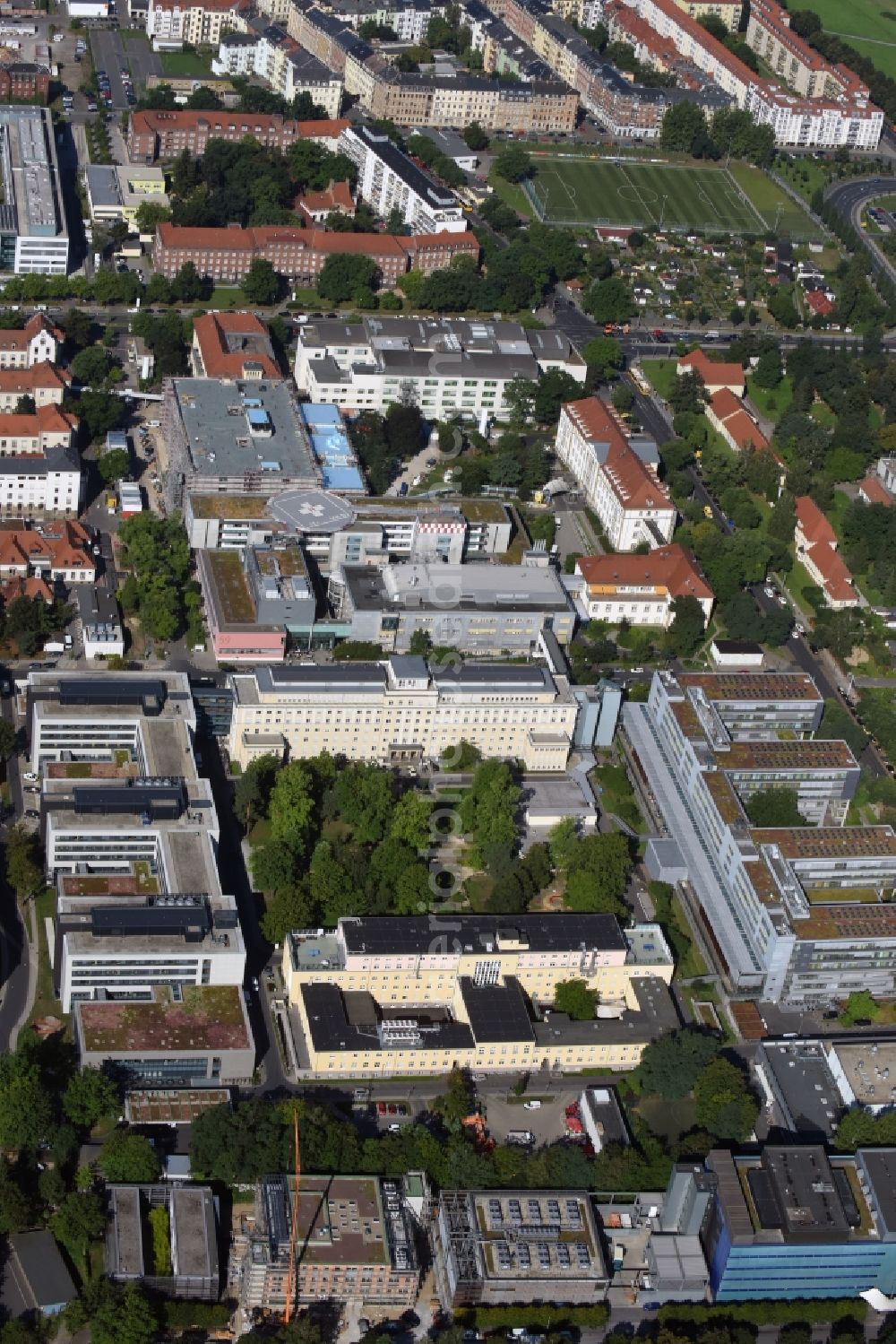 Aerial photograph Dresden - Hospital grounds of the Universitaetsklinikum Carl Gustav Carus Dresden in Dresden in the state Saxony