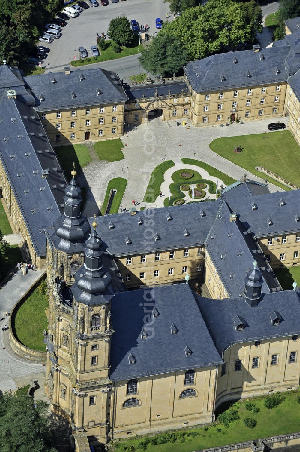 Aerial photograph Bad Staffelstein - Blick auf das Kloster Banz,einem ehemaligen Benediktinerkloster. Seit 1978 ist das Kloster im Besitz der CSU-nahen Hanns-Seidel-Stiftung und dient als Tagungsstätte. Die gegründete Benediktiner-Abtei war bis zur Säkularisation 1803 das älteste Kloster am Obermain. View of the Banz Abbey, a former Benedictine monastery. Since 1978, the monastery owned by the CSU-affiliated Hanns-Seidel Foundation and serves as a meeting place. The Benedictine abbey was founded in 1073 and until the secularisation in 1803 the oldest monastery in the Upper Main.