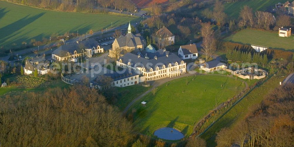 Bochum from the bird's eye view: Blick auf das Zisterzienser-Kloster in Bochum-Stiepel. The monastery in Bochum.