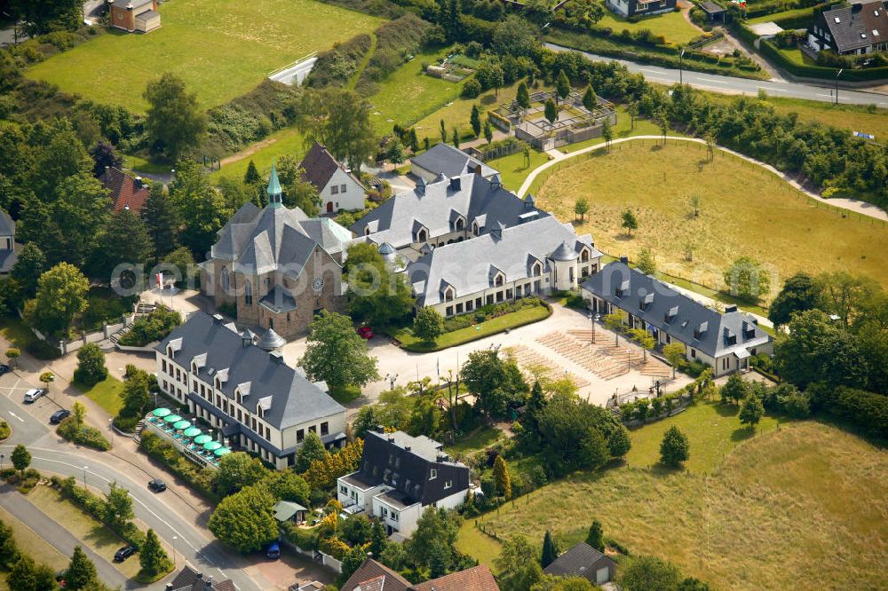 Aerial image Bochum - Blick auf das Zisterzienser Kloster Mönche Kirche.