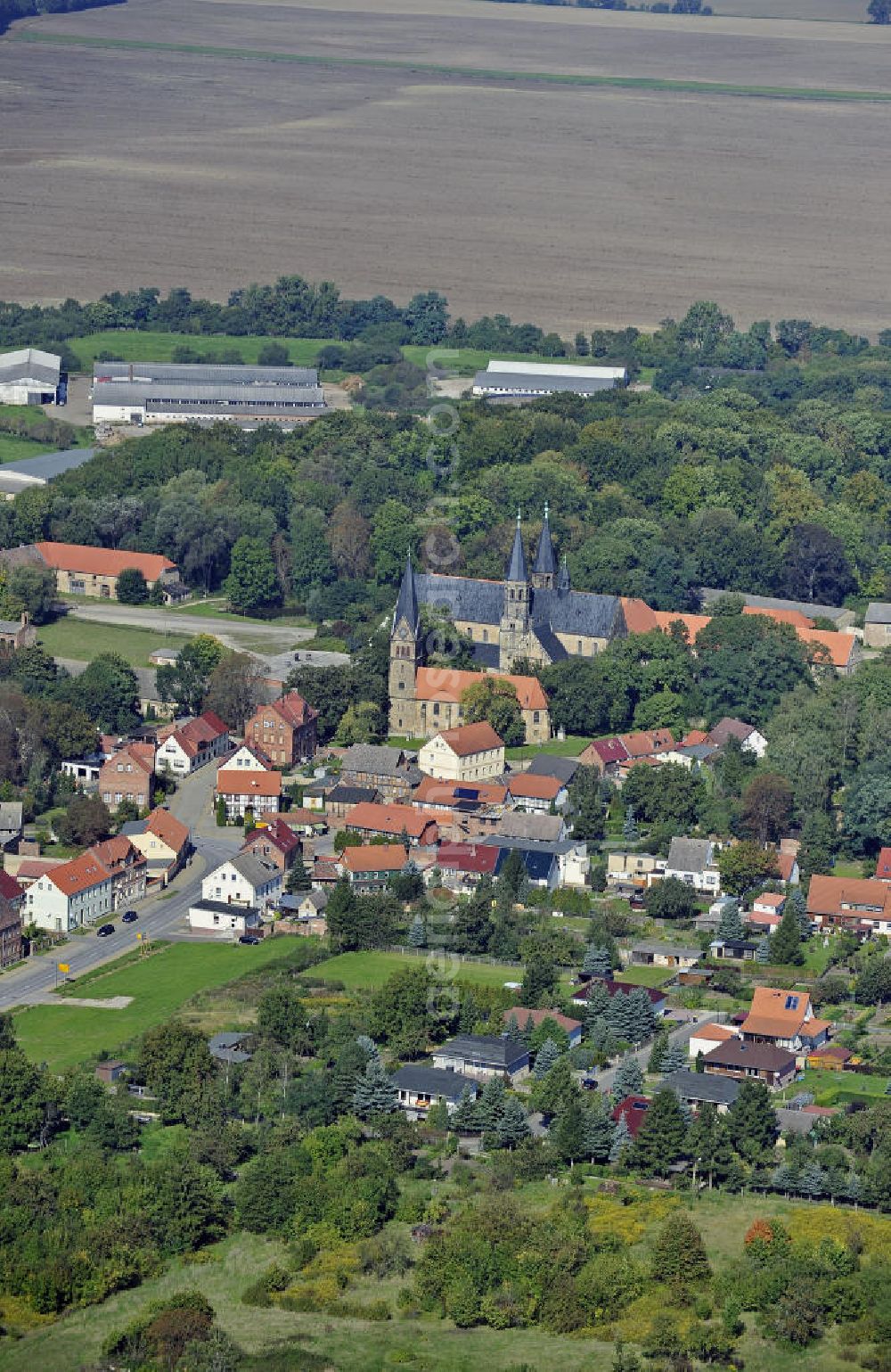 Aerial image Hamersleben - Das Kloster Hamersleben, ein ehemaliges Augustiner-Chorherrenstift im Bistum Halberstadt, gehört heute zum Bistum Magdeburg und liegt in Sachsen-Anhalt an der Straße der Romanik. The monastery Hamersleben, a former Augustinian monastery in the diocese of Halberstadt. It located on the Romanesque Road.