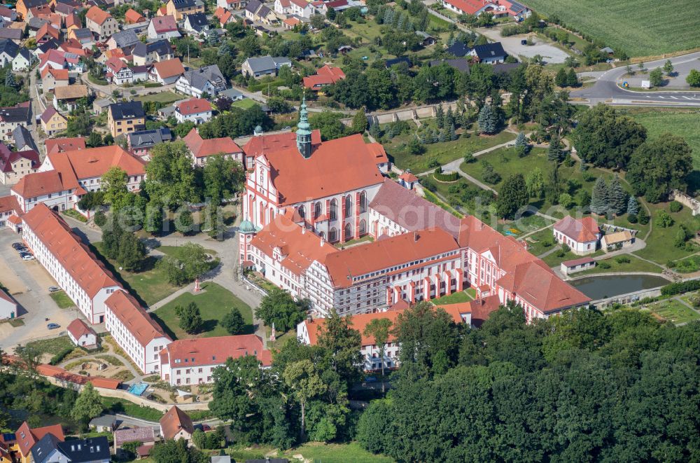 Aerial photograph Panschwitz-Kuckau - Complex of buildings of the monastery St. Marienstern on street Cisinskistrasse in Panschwitz-Kuckau in the state Saxony, Germany