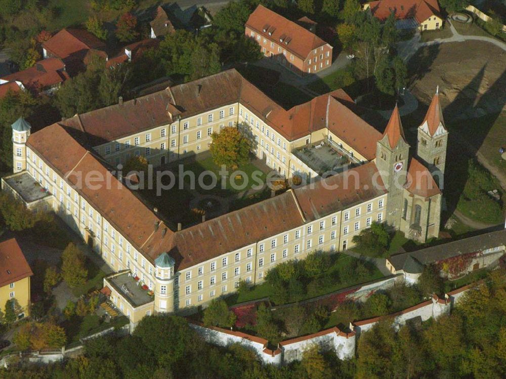 Aerial image Reichenbach - Das Kloster Reichenbach ist ein Kloster der Barmherzigen Brüder in Reichenbach am Regen/Reichenbach in Bayern. Eustachius-Kugler-Str. 2, D-93189 Reichenbach, Telefon: 09 46 4 / 10 - 0 Telefax: 09 46 4 / 10 - 11 7, E-Mail: verwaltung@barmherzige-reichenbach.de