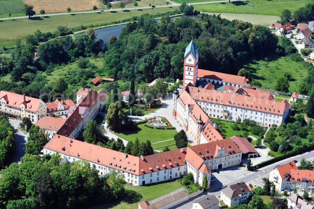 Scheyern from the bird's eye view: Das Kloster Scheyern an der Schyrenstraße in Scheyern, Bayern. Die Abtei gehört der Bayerischen Benediktinerkongregation an. Papst Benedikt XVI besuchte zu seinen Kardinalszeiten oft dieses Kloster, da er die Ruhe dort schätzte. The Scheyern Abbey at the street Schyrenstrasse in Scheyern, Bavaria. The priory is a house of the Benedictine Order. Pope Benedikt XVI often visited the place in his times as a cardinal, he appreciated the silence there.