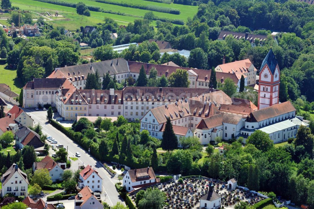 Scheyern from the bird's eye view: Das Kloster Scheyern an der Schyrenstraße in Scheyern, Bayern. Die Abtei gehört der Bayerischen Benediktinerkongregation an. Papst Benedikt XVI besuchte zu seinen Kardinalszeiten oft dieses Kloster, da er die Ruhe dort schätzte. The Scheyern Abbey at the street Schyrenstrasse in Scheyern, Bavaria. The priory is a house of the Benedictine Order. Pope Benedikt XVI often visited the place in his times as a cardinal, he appreciated the silence there.