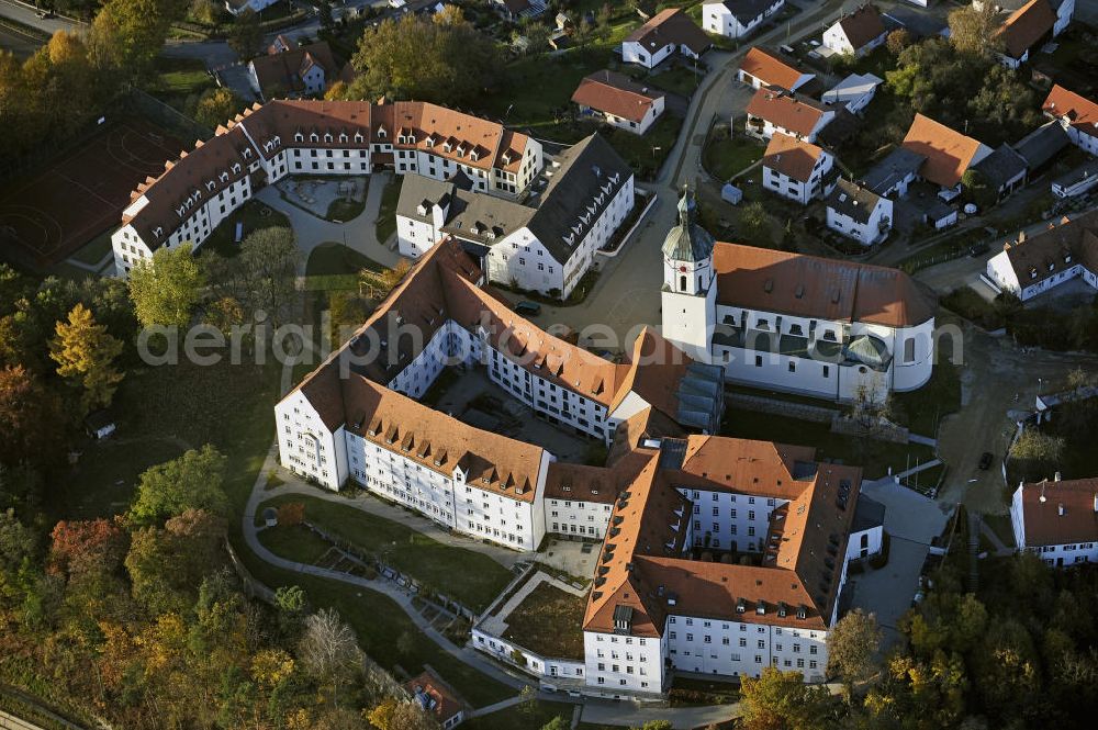 Aerial image Hohenwart - Blick auf den Klosterberg Hohenwart. Im ehemaligen Benediktinerinnen-Kloster befindet sich heute das regionale Zentrum der Behindertenhilfe Regens Wagner Hohenwart. View of the monastery hill Hohenwart.