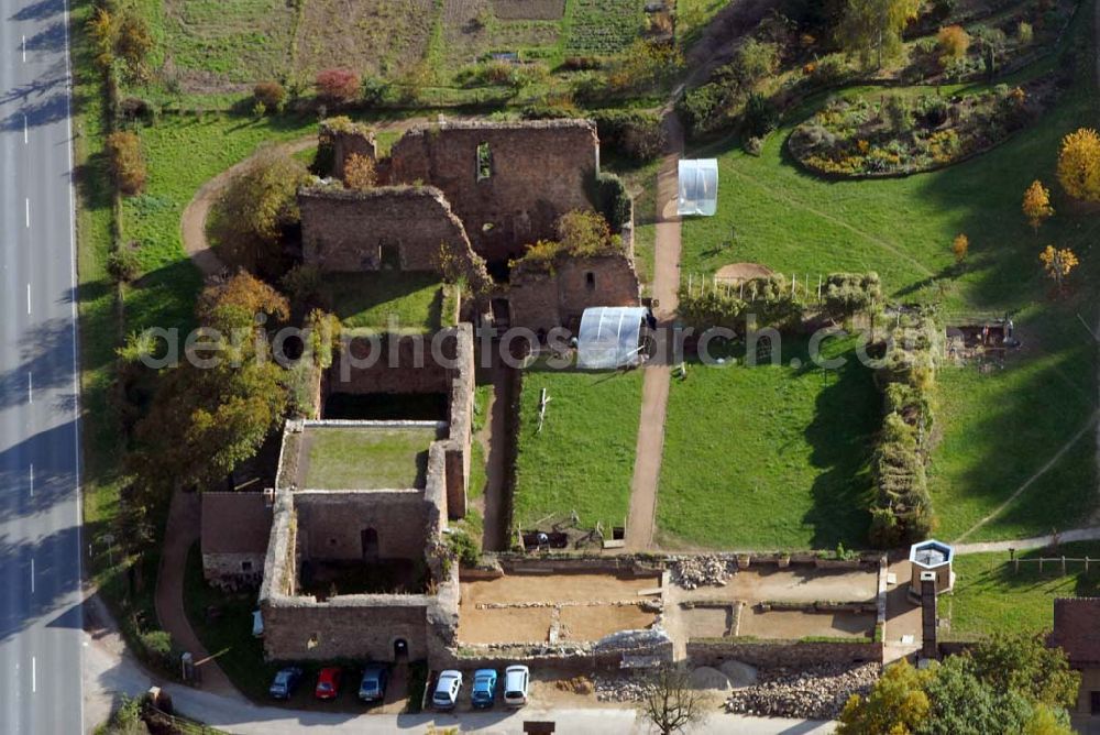 Aerial photograph Meißen - Blick auf die Nonnen-Klosterruine Heilig Kreuz an der Leipziger Straße 94 in 01662 Meißen.