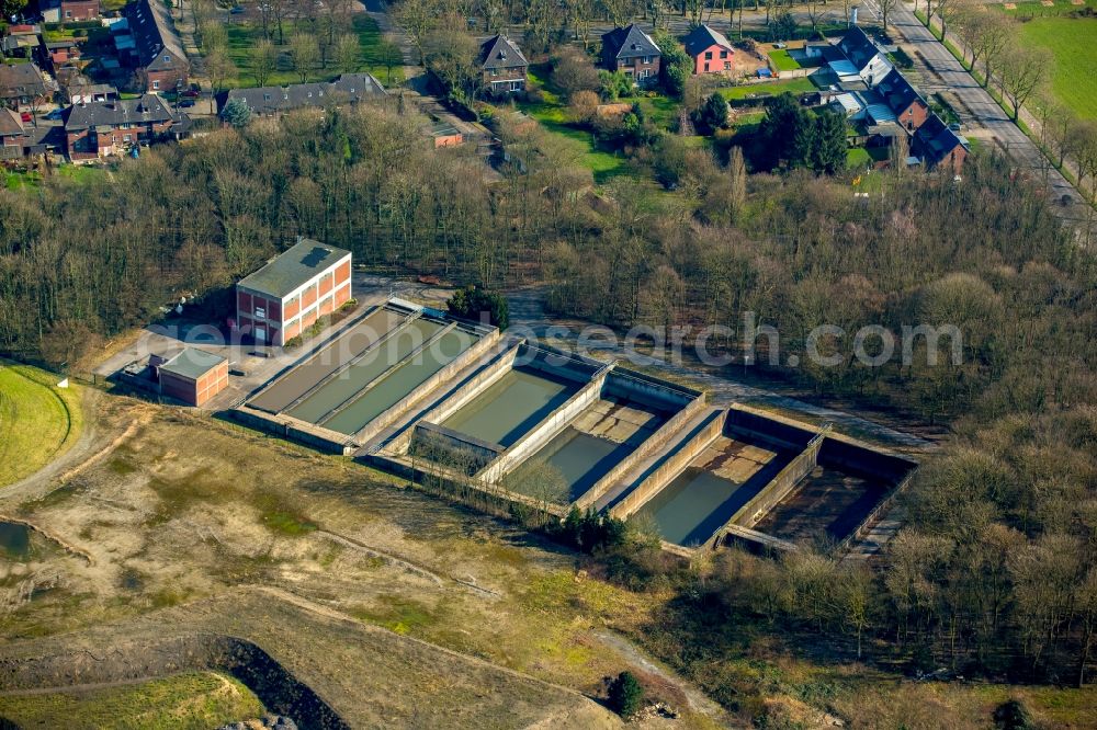 Neukirchen-Vluyn from above - Sewage works and basins for waste water treatment on site of the former coal mine Niederberg in Neukirchen-Vluyn in the state of North Rhine-Westphalia