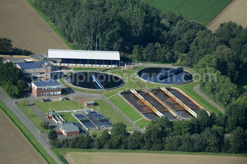 Barsinghausen from above - Sewage works Basin and purification steps for waste water treatment in the north of the village Grossgoltern at the Suedaue in Barsinghausen in the state Lower Saxony