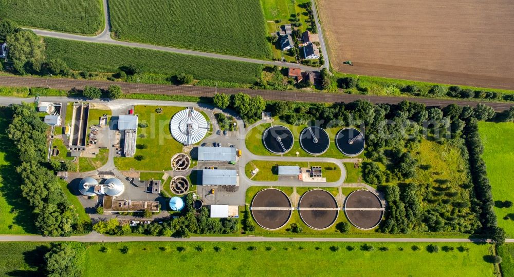 Bünde from above - Sewage works Basin and purification steps for waste water treatment in Buende in the state North Rhine-Westphalia