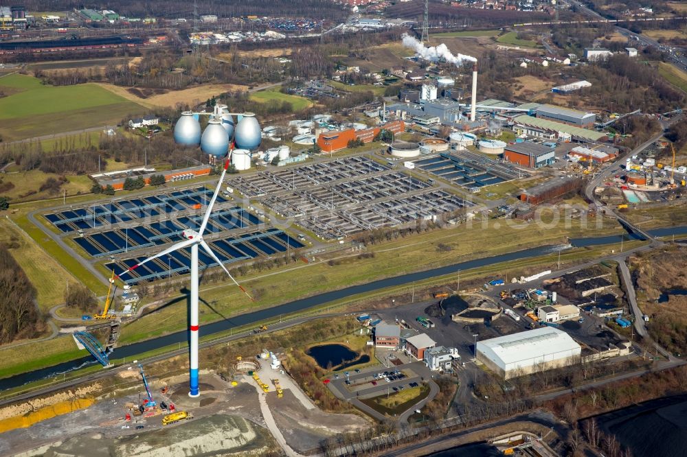 Aerial image Bottrop - Sewage works Basin and purification steps for waste water treatment Emschergenossenschaft Klaeranlage Bottrop in Bottrop in the state North Rhine-Westphalia