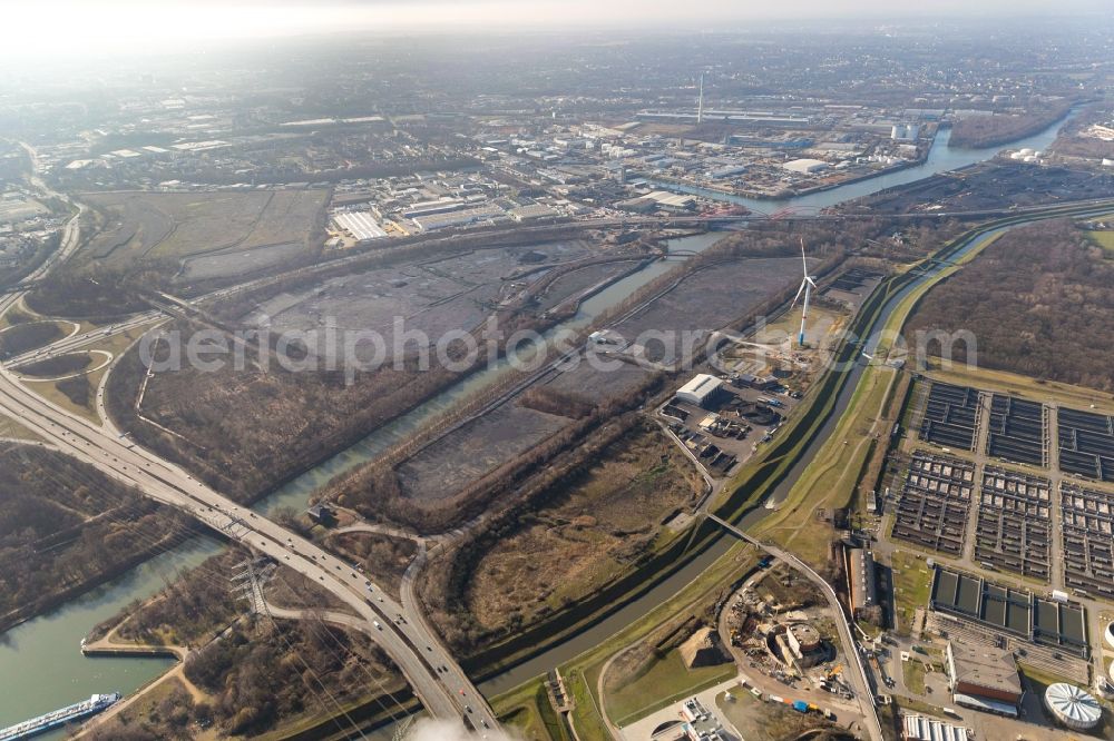 Aerial image Bottrop - Sewage works Basin and purification steps for waste water treatment in Bottrop in the state North Rhine-Westphalia, Germany