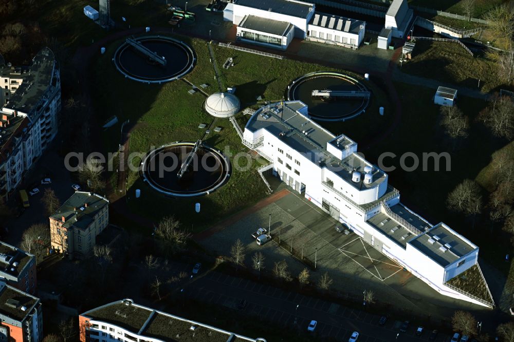 Aerial photograph Berlin - Sewage works Basin and purification steps for waste water treatment on Buddestrasse in the district Tegel in Berlin, Germany