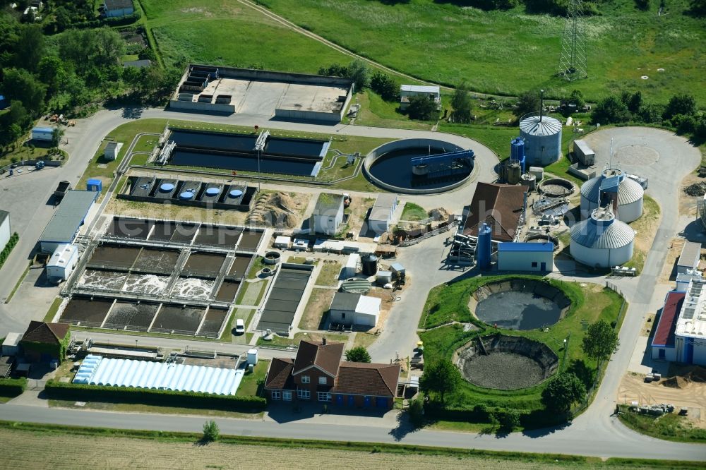 Aerial image Grevesmühlen - Sewage works Basin and purification steps for waste water treatment in Grevesmuehlen in the state Mecklenburg - Western Pomerania, Germany