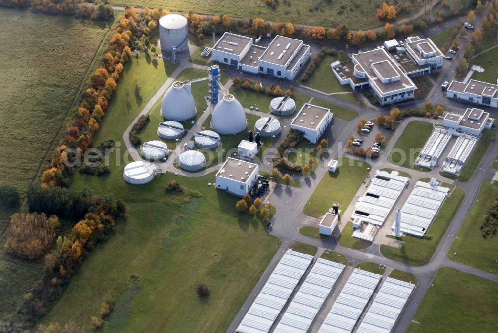 Aerial image Halle (Saale) - Sewage works Basin and purification steps for waste water treatment Halle Nord in Halle (Saale) in the state Saxony-Anhalt