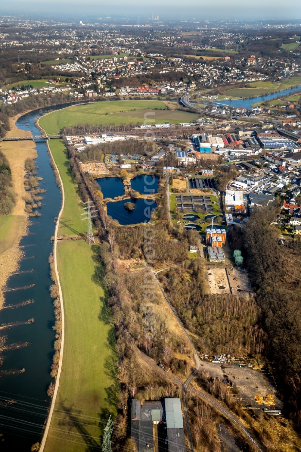 Hattingen from above - Sewage works Basin and purification steps for waste water treatment in Hattingen in the state North Rhine-Westphalia, Germany