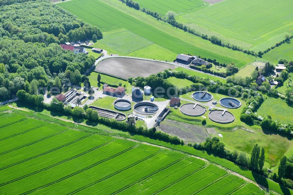 Aerial image Ennigerloh - Sewage works Basin and purification steps for waste water treatment of Klaeranlage Ennigerloh in Ennigerloh in the state North Rhine-Westphalia, Germany