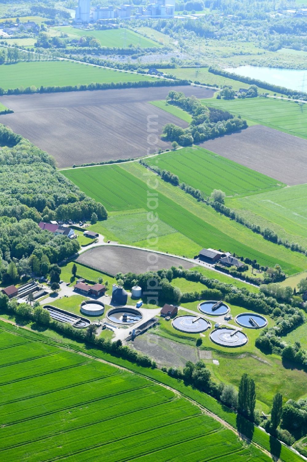 Aerial photograph Ennigerloh - Sewage works Basin and purification steps for waste water treatment of Klaeranlage Ennigerloh in Ennigerloh in the state North Rhine-Westphalia, Germany