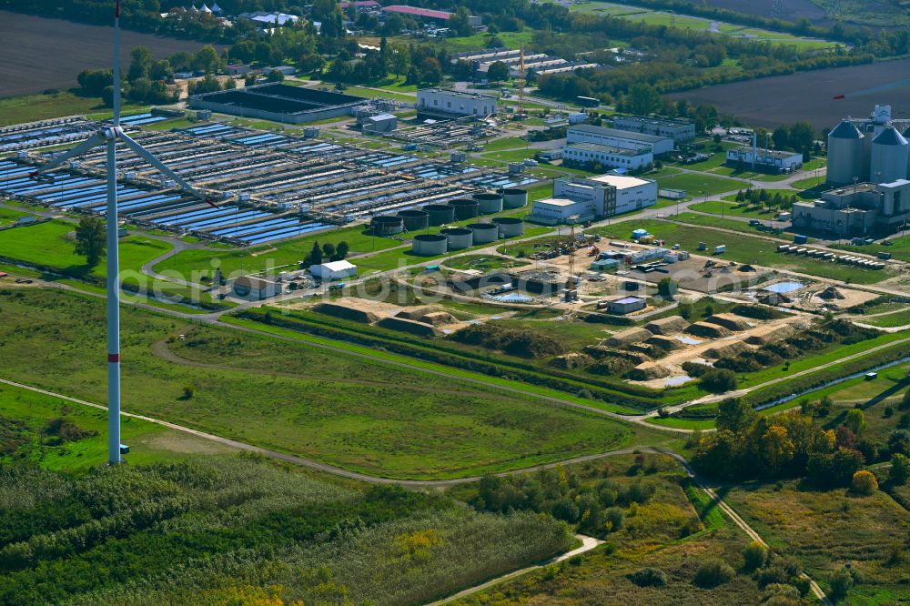 Aerial image Schönerlinde - Sewage works Basin and purification steps for waste water treatment in Schoenerlinde in the state Brandenburg, Germany