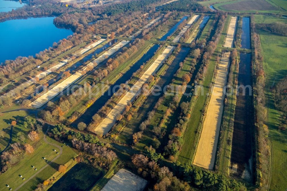 Aerial photograph Haltern am See - Sewage work washbasins, cleansing steps and water treatment plant of the Gelsenwasser AG in holders in the lake in the federal state North Rhine-Westphalia