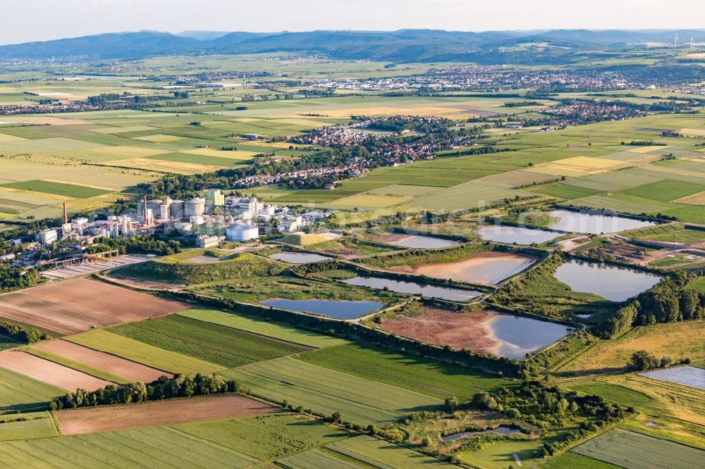 Aerial image Obrigheim (Pfalz) - Sewage works Basin for waste water treatment of sugar factory Suedzucker AG in Obrigheim (Pfalz) in the state Rhineland-Palatinate, Germany