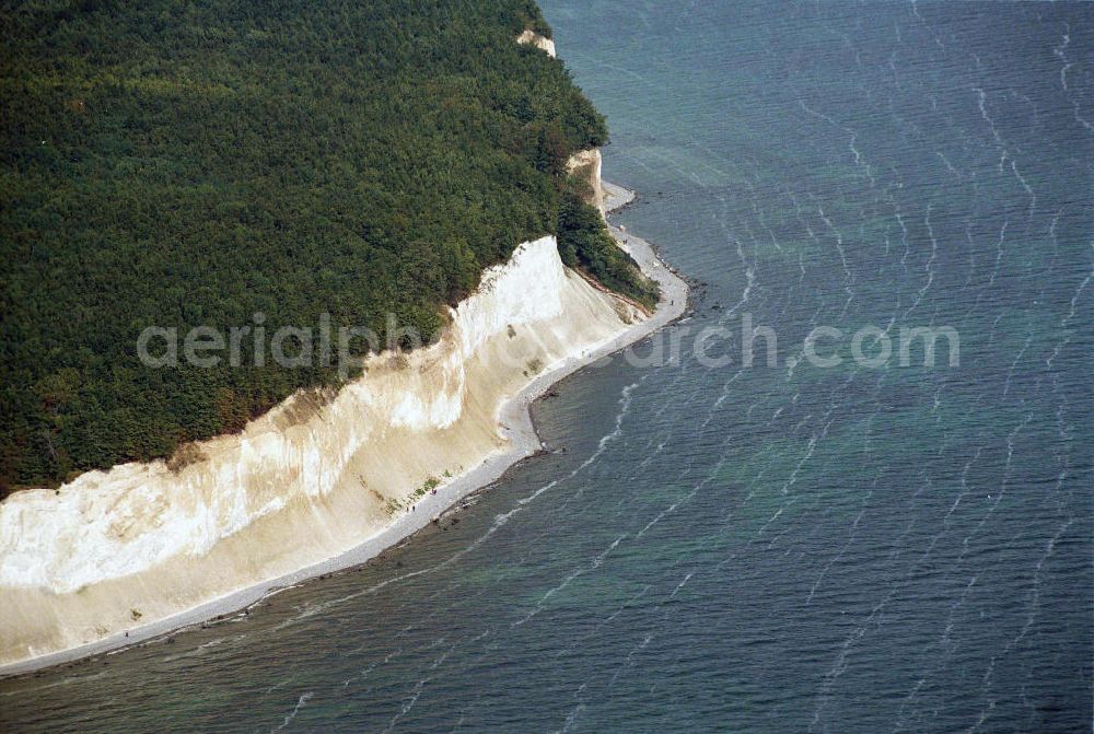 Königsstuhl / Rügen - Mecklenburg-Vorpommern from the bird's eye view: Königsstuhl auf Rügen. Im Nordosten der Halbinsel Jasmund erstreckt sich auf mehr als 15 Km Länge zwischen Sassnitz und Lohme die Kreidefelsen-Steilküste, die zurecht als die interessanteste deutsche Küstenlandschaft gilt.