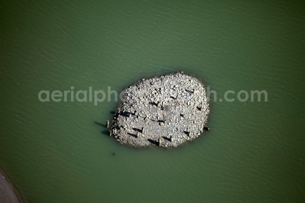 Baltrum from the bird's eye view: Artificial mound near the island in the Wadden Sea Baltrum in Lower Saxony