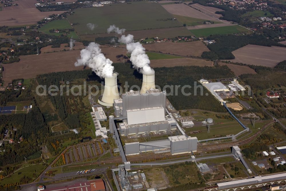 Spremberg from above - Coal power plants of der LEAG Lausitz Energiekraftwerke the district Schwarze Pumpe in Spremberg in the state Brandenburg, Germany