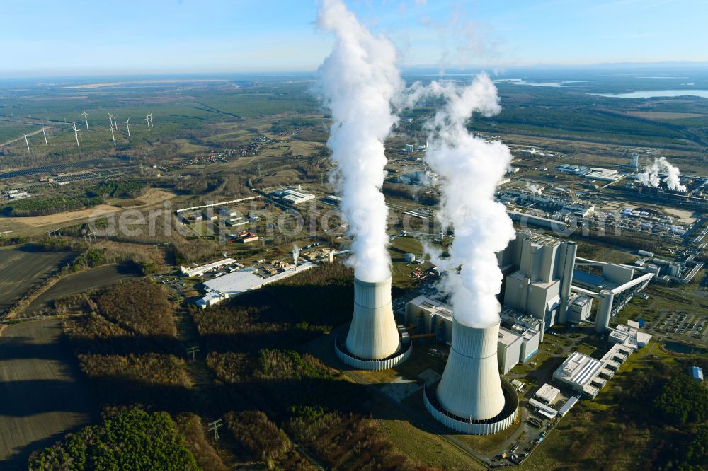 Spremberg from above - Coal power plants of der LEAG Lausitz Energiekraftwerke the district Schwarze Pumpe in Spremberg in the state Brandenburg, Germany