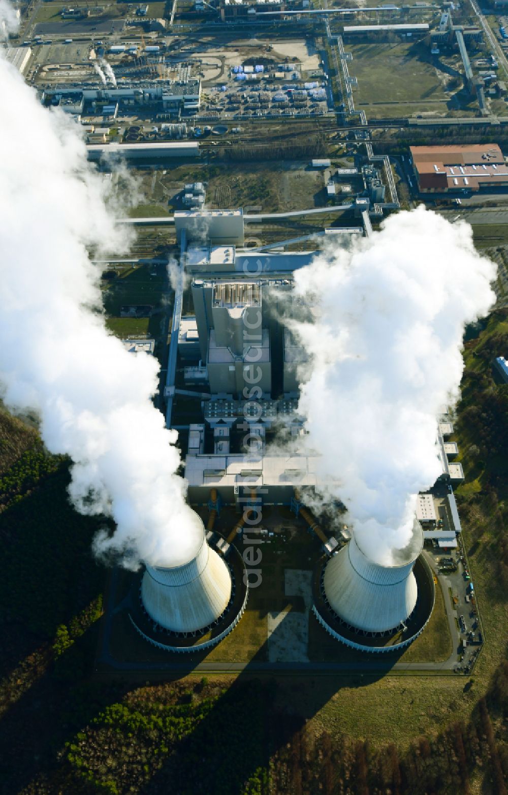 Aerial image Spremberg - Coal power plants of der LEAG Lausitz Energiekraftwerke the district Schwarze Pumpe in Spremberg in the state Brandenburg, Germany