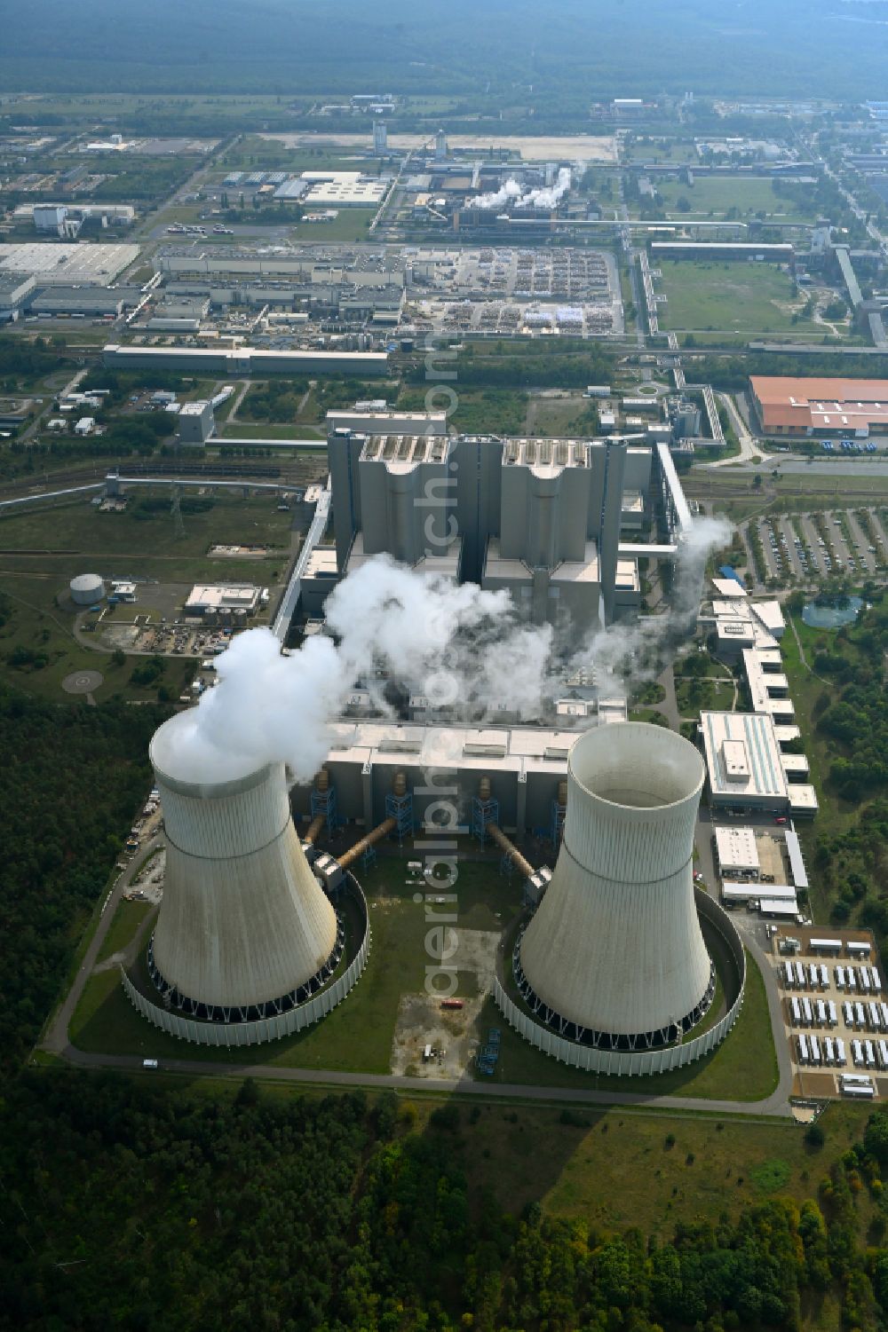 Spremberg from above - Coal power plants of der LEAG Lausitz Energiekraftwerke the district Schwarze Pumpe in Spremberg in the state Brandenburg, Germany