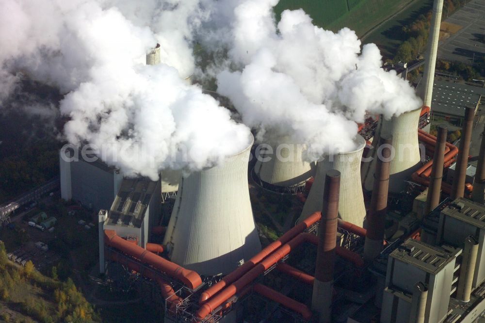 Bergheim from the bird's eye view: Coal power plants of the RWE Power AG Kraftwerk Niederaussem in the district Niederaussem in Bergheim in the state North Rhine-Westphalia, Germany