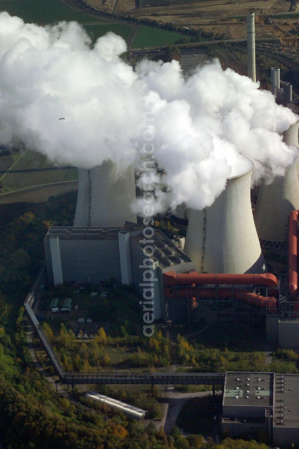 Aerial photograph Bergheim - Coal power plants of the RWE Power AG Kraftwerk Niederaussem in the district Niederaussem in Bergheim in the state North Rhine-Westphalia, Germany