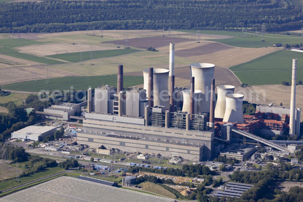 Aerial photograph Niederaußem - Coal power plants of the RWE Power AG Kraftwerk Niederaussem in the district Niederaussem in Bergheim in the state North Rhine-Westphalia, Germany