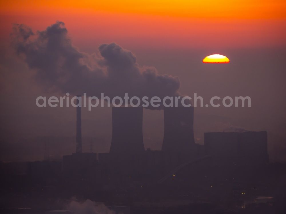 Hamm from the bird's eye view: Coal-fired power plant Westphalia in the sunrise with smoke and cooling towers in Hamm, North Rhine-Westphalia, Germany