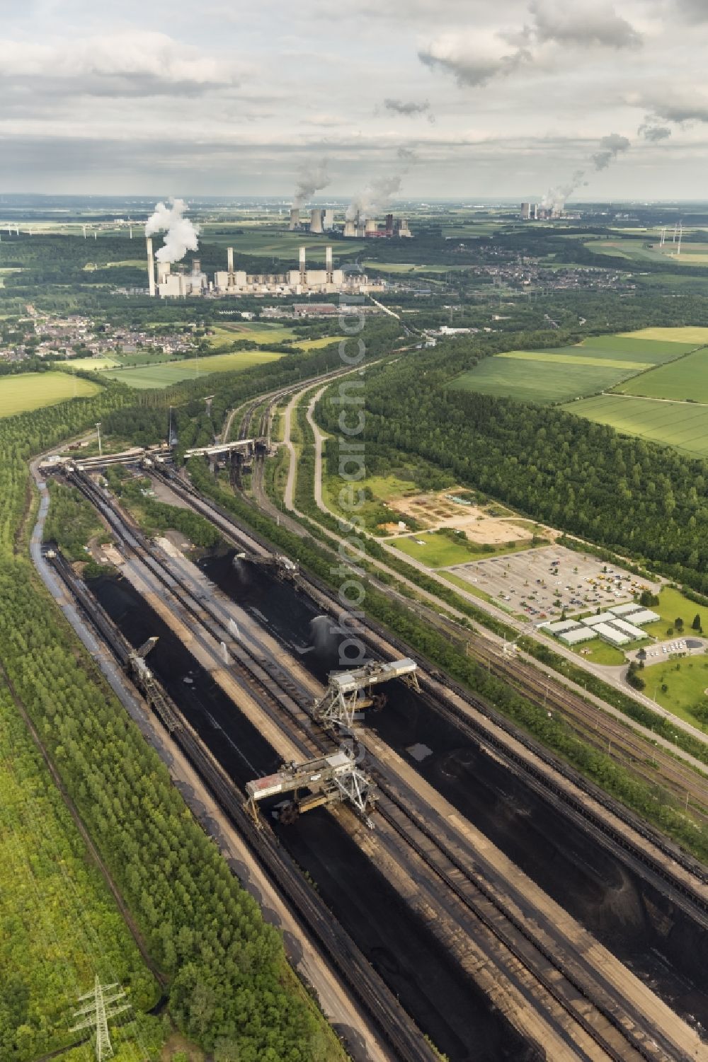 Aerial image Jüchen - Coal mixing plant to RWE lignite power plant at Friemersdorf Juechen in the state of North Rhine-Westphalia