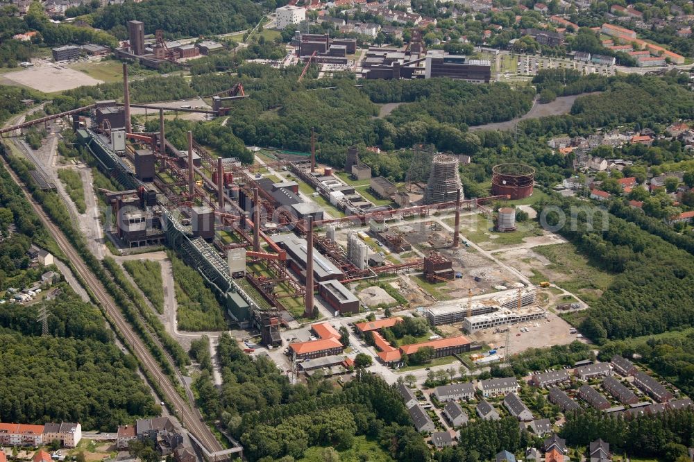 Aerial photograph Essen OT Stoppenberg - View of the Kokerei Zollverein in the district of Stoppenberg in Essen in the state of North Rhine-Westphalia