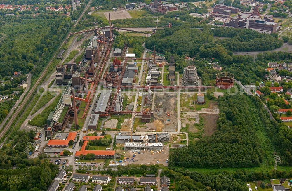 Essen OT Stoppenberg from the bird's eye view: View of the Kokerei Zollverein in the district of Stoppenberg in Essen in the state of North Rhine-Westphalia