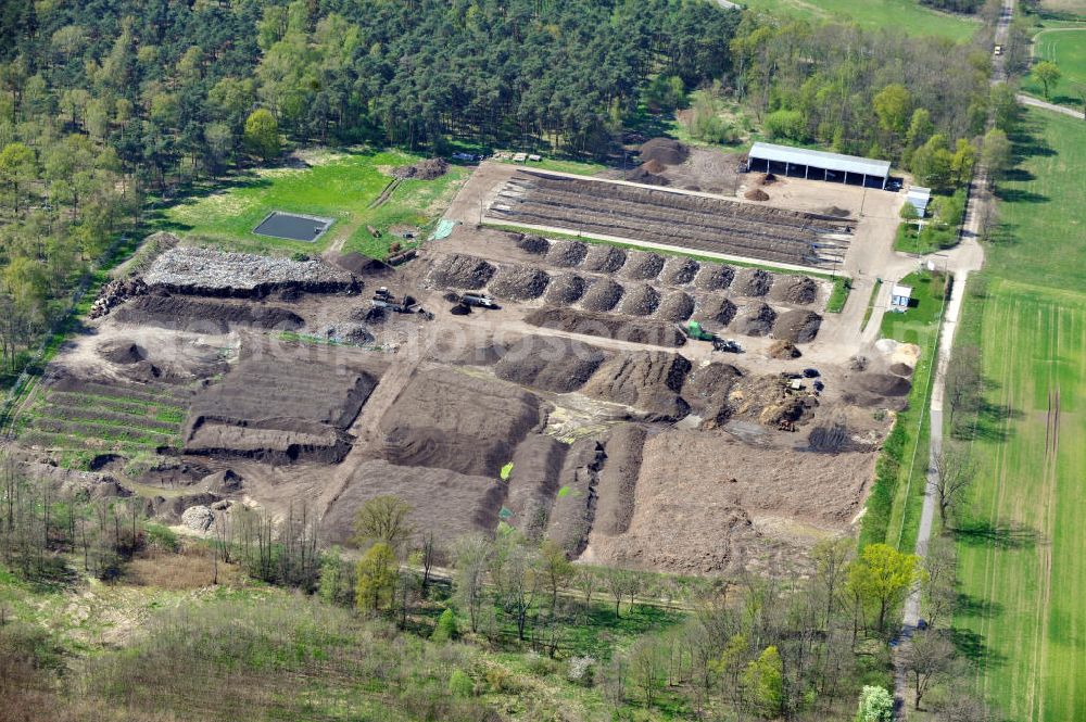 Ahrensfelde OT Mehrow from above - Kompostwerk Trappenfelde der RETERRA Service GmbH. Composting plant Trappenfelde.