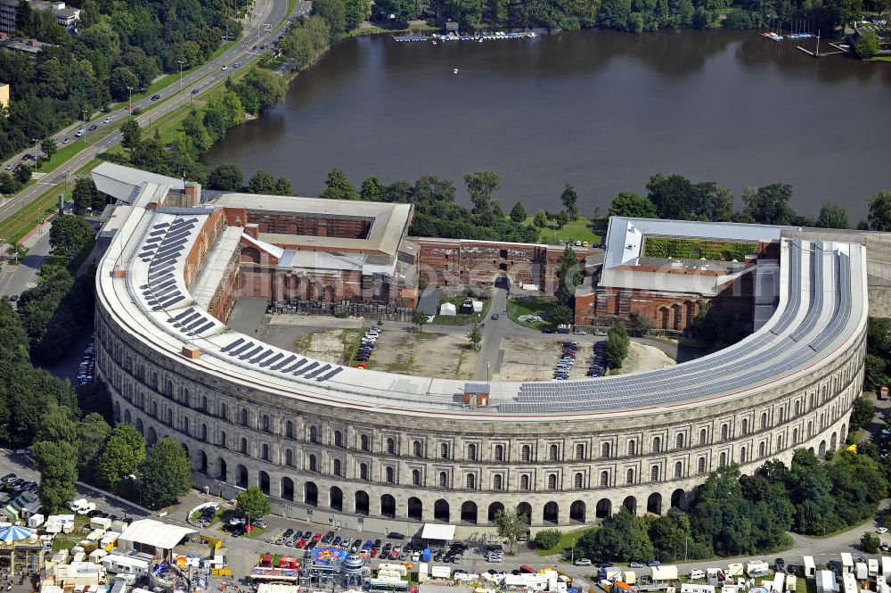 Nürnberg from the bird's eye view: Blick auf die nicht fertiggestellte Kongresshalle auf dem ehemaligen Reichsparteitagsgelände. Das Gebäude hat die Maße von 240 m x 200 m. View of the unfinished Congress Hall at the former Nazi Party Rally Grounds. The building has dimensions of 240 m x 200 m.