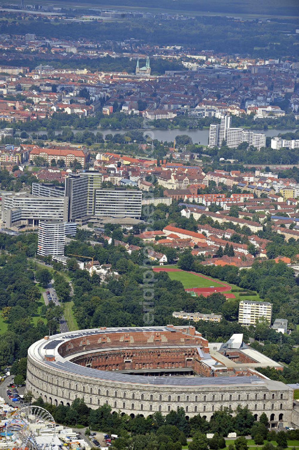 Aerial image Nürnberg - Blick auf die nicht fertiggestellte Kongresshalle auf dem ehemaligen Reichsparteitagsgelände. Das Gebäude hat die Maße von 240 m x 200 m. View of the unfinished Congress Hall at the former Nazi Party Rally Grounds. The building has dimensions of 240 m x 200 m.