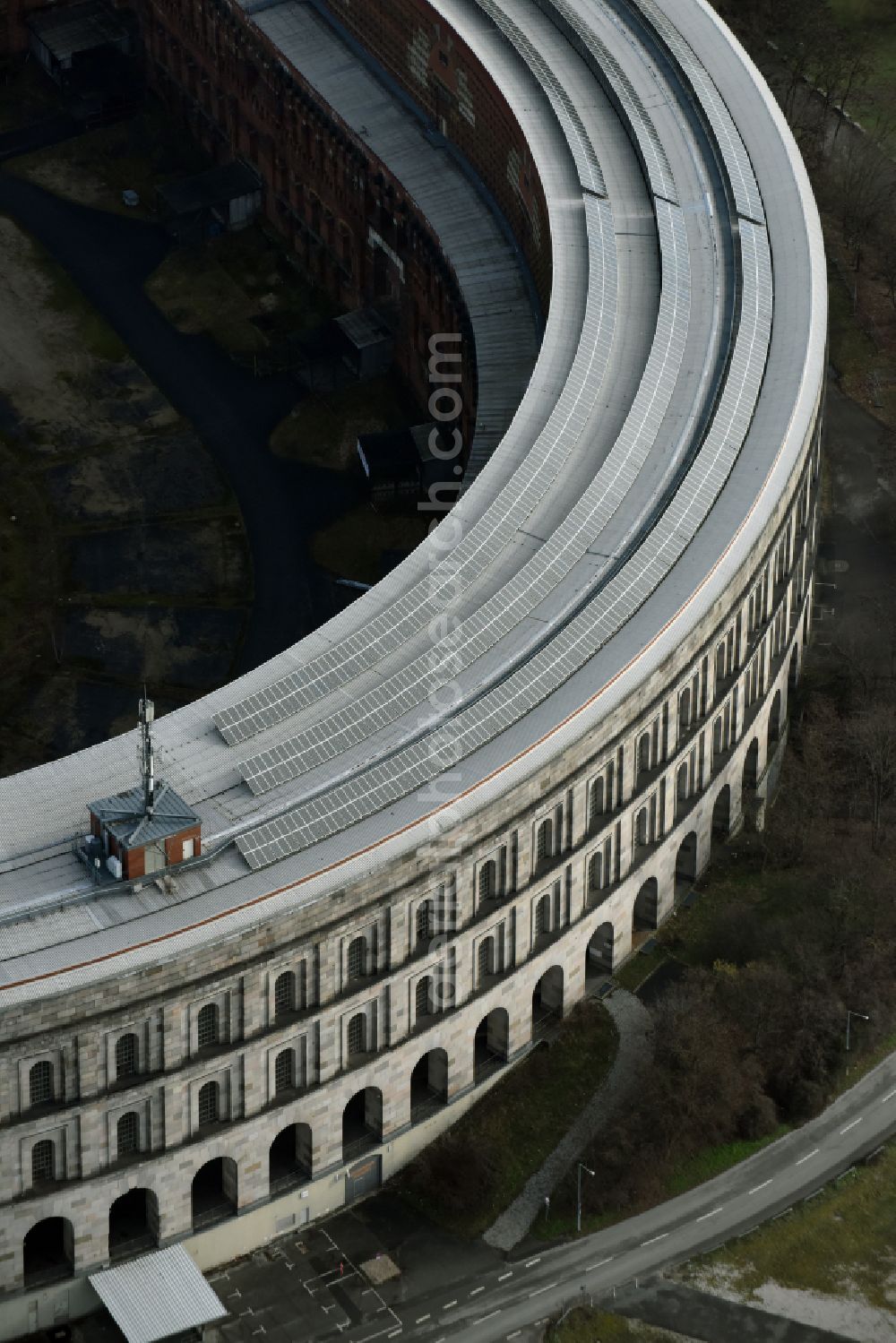 Aerial photograph Nürnberg - The unfinished NS Congress Hall at the Reichsparteitags area in Nuernberg in the state Bavaria. The National Socialist Monumental Building on the Dutzendteich is home to the Documentation Center and is a protected monument