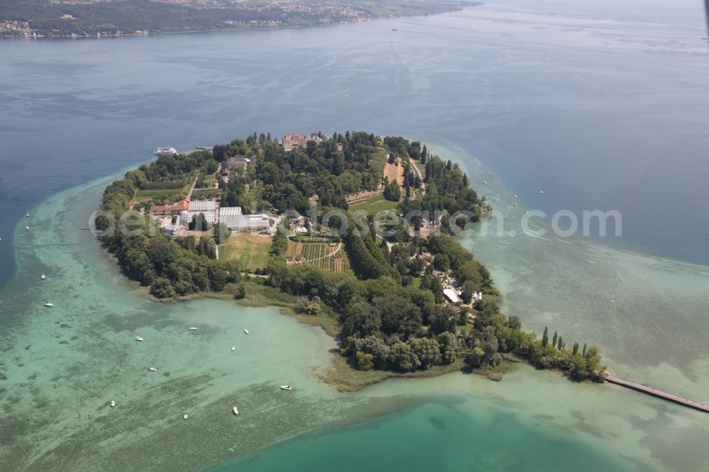 Aerial photograph Konstanz, OT Litzelstetten-Maina - Isle of Mainau, Island of Flowers with Park and Castle, owned by the Swedish-born aristocratic family Bernadotte