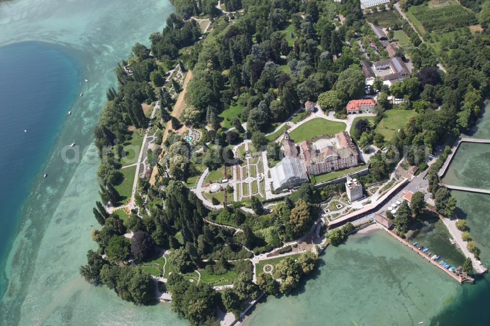 Aerial photograph Konstanz, OT Litzelstetten-Maina - Isle of Mainau, Island of Flowers with Park and Castle, owned by the Swedish-born aristocratic family Bernadotte