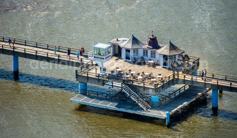 Ostseebad Sellin from above - Running surfaces and construction of the pier over the water surface . in Ostseebad Sellin on the island of Ruegen in the state Mecklenburg - Western Pomerania, Germany