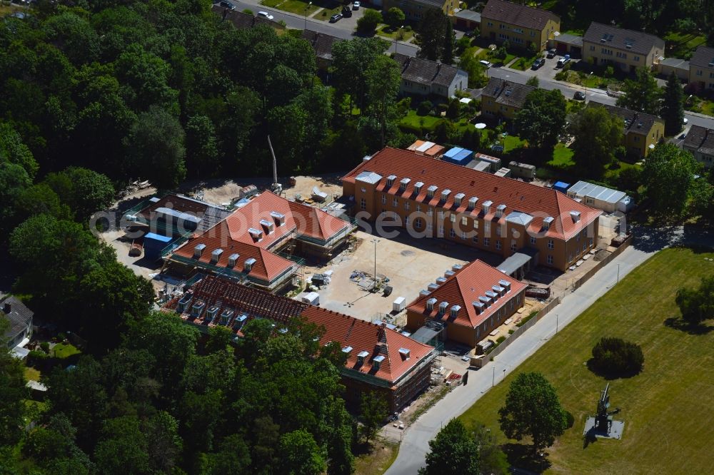 Aerial image Berlin - Construction site for the renovation and reconstruction of the building complex of the former military barracks Offizierheimgesellschaft Flugplatz Gatow e.V. on Kladower Damm in the district Kladow in Berlin, Germany